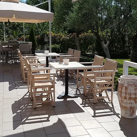 Hotel Athina 2*