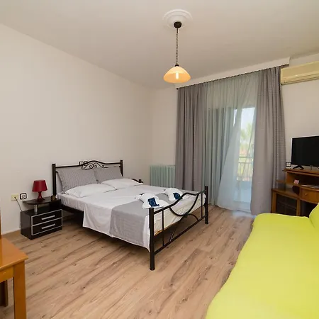 Athina Hotel