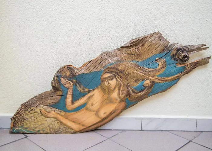 Athina 2*